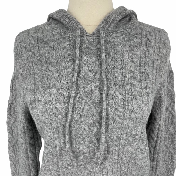 Court & Rowe Hooded Cable Sweater Size SM - K85 - Picture 3 of 9